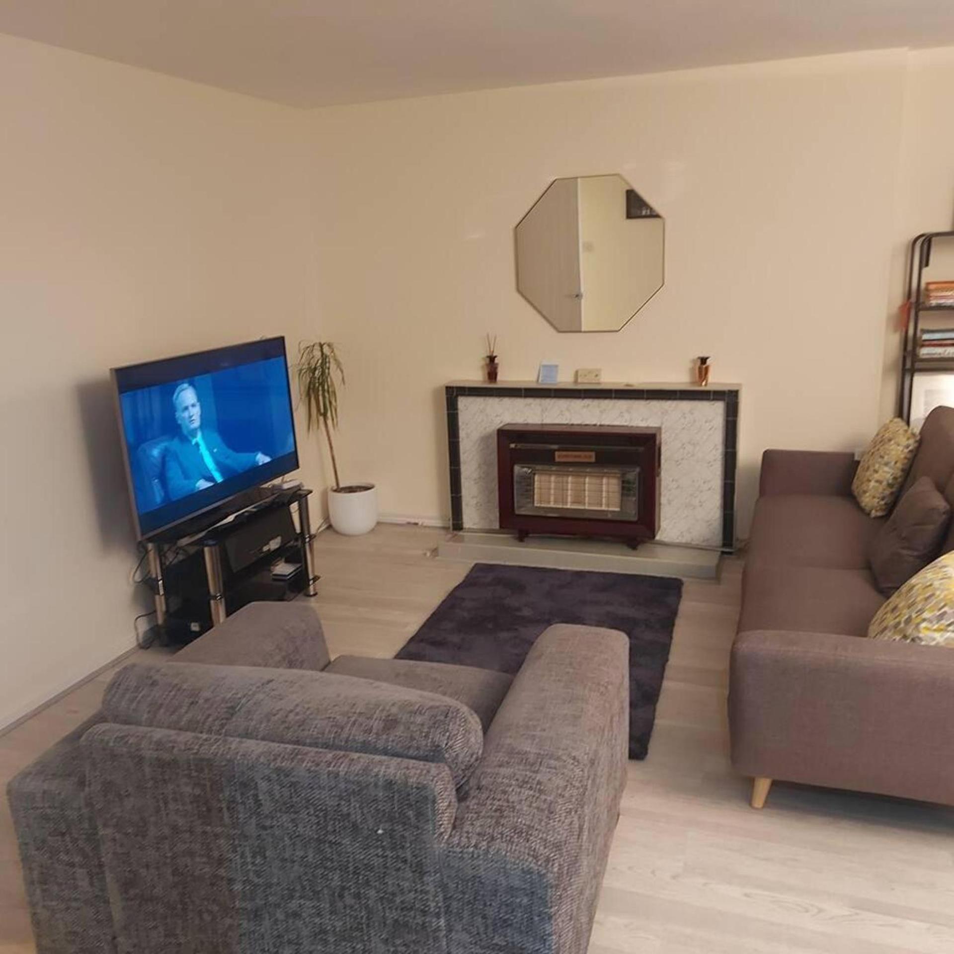 Lovely & Beautiful 2 Bed-Apartment In Borehamwood Exterior foto